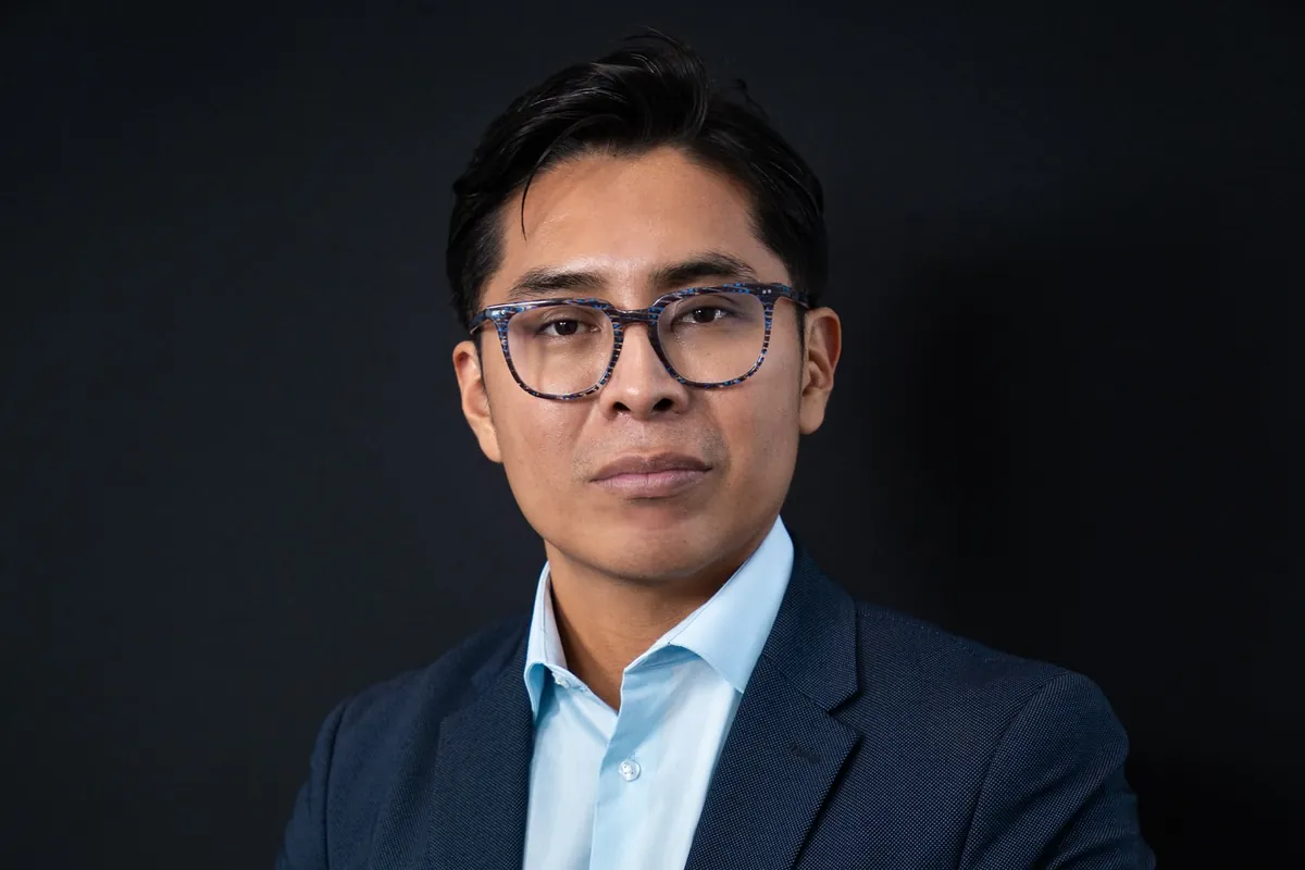 Dr. Javier Piri, ginecólogo y especialista en fertilidad en Tijuana